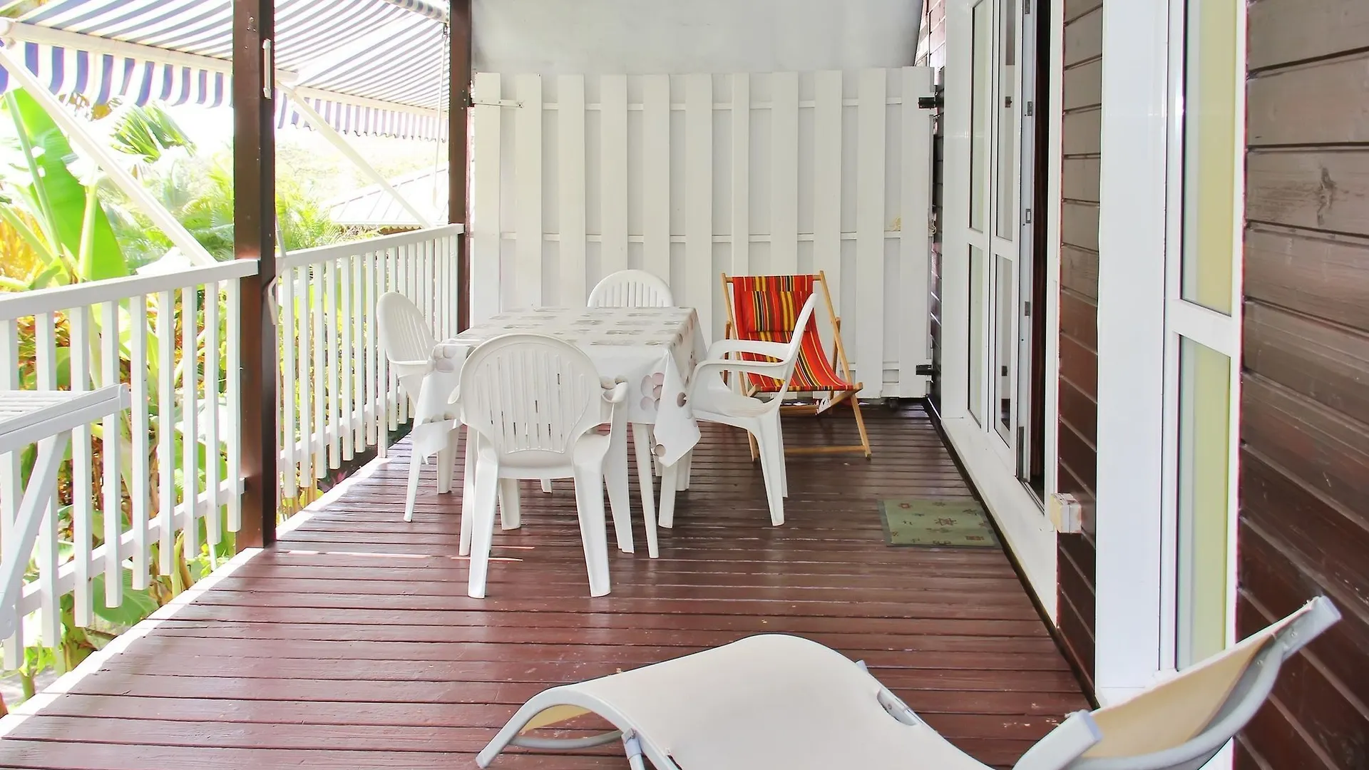 Enchanting Basse-Terre Bungalow Just 150 Metres From Petite Anse Beach Bouillante Apartment